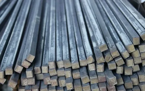 Квадрат стальной 50х50 мм ГОСТ 2591-2006 09Г2С