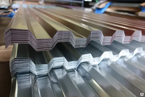 Лист профильный