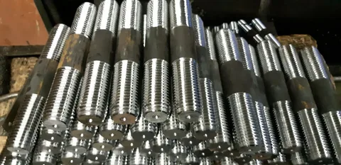 Шпильки для фланцевых соединений ОСТ 26-2040-96