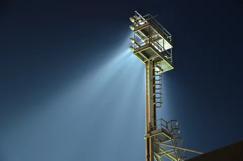 Анкерные опоры для радиорелейных линий связи высотой 30-80 м серия 7592тм-т1