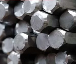 Шестигранник титановый 35 мм ВТ25У ГОСТ 26492-85